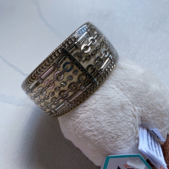 JUICY COUTURE WIDE CUFF RESIN CHAIN BRACELET - Picture 6 of 6